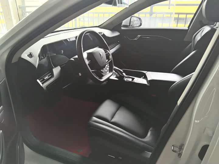 Photo 4 - Bestune B70