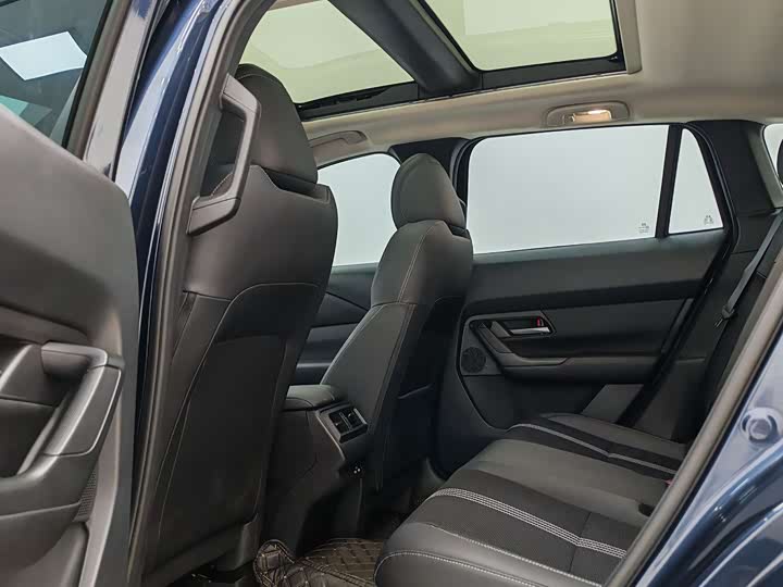 Фото 8 - Mazda CX-50