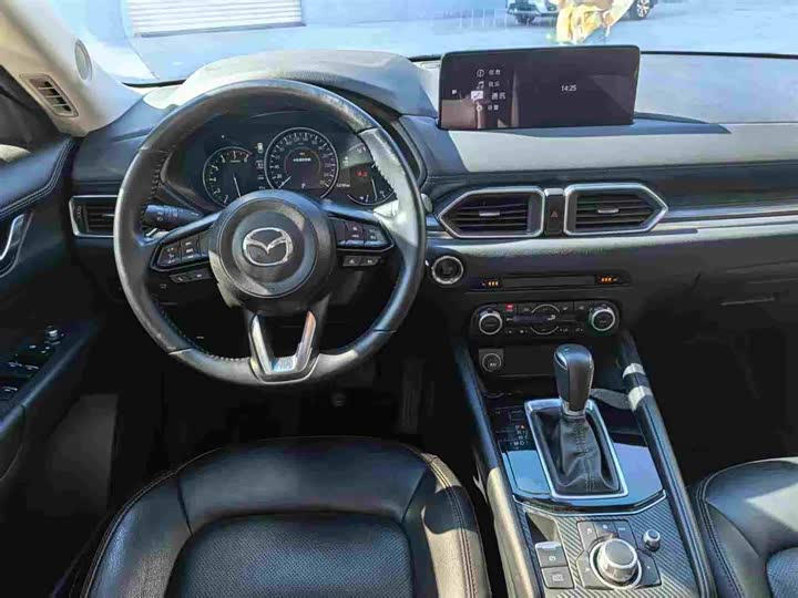 Фото 3 - Mazda CX-5