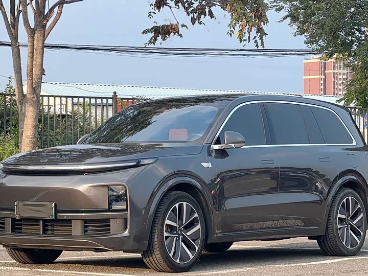 Фото 1 - LiXiang L9