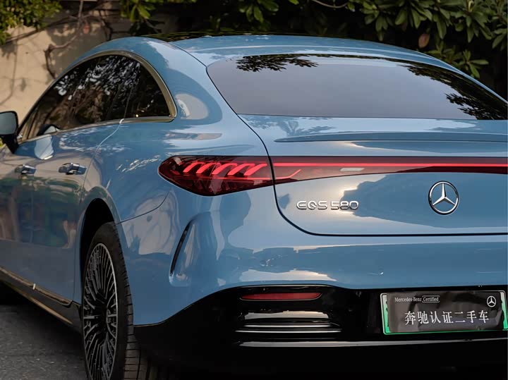 Фото 6 - Mercedes-Benz EQS