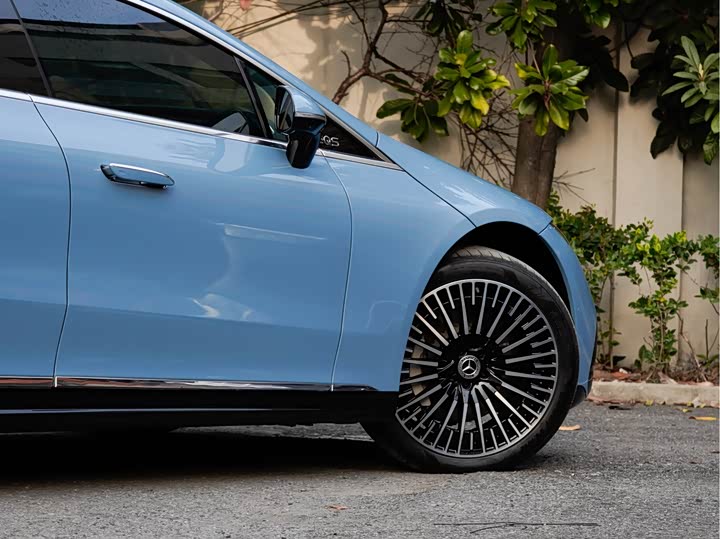 Фото 7 - Mercedes-Benz EQS