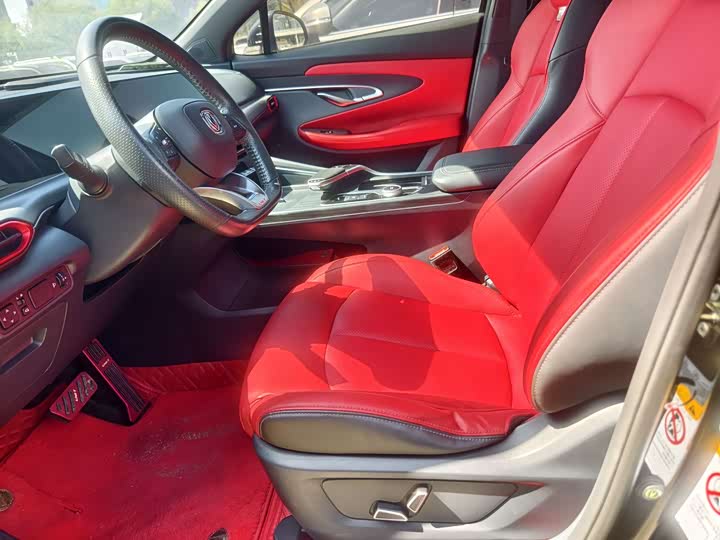 Photo 7 - Changan UNI-T