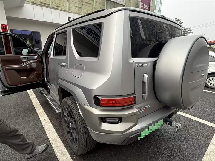 Фото 2 - Tank 700 Hybrid