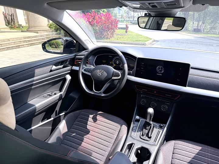 Photo 4 - Volkswagen Lavida