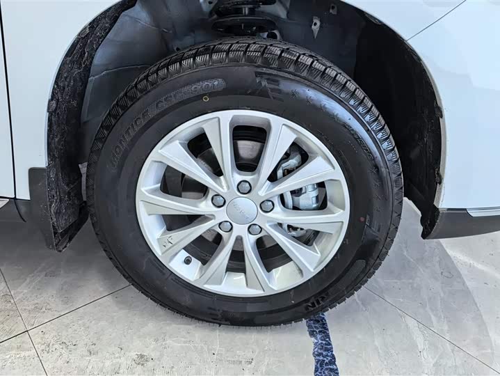 Фото 6 - Haval M6