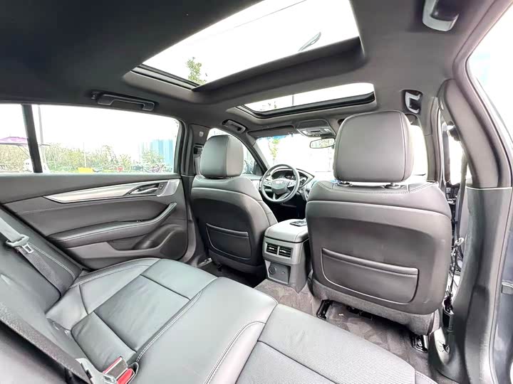 Photo 7 - Cadillac CT5