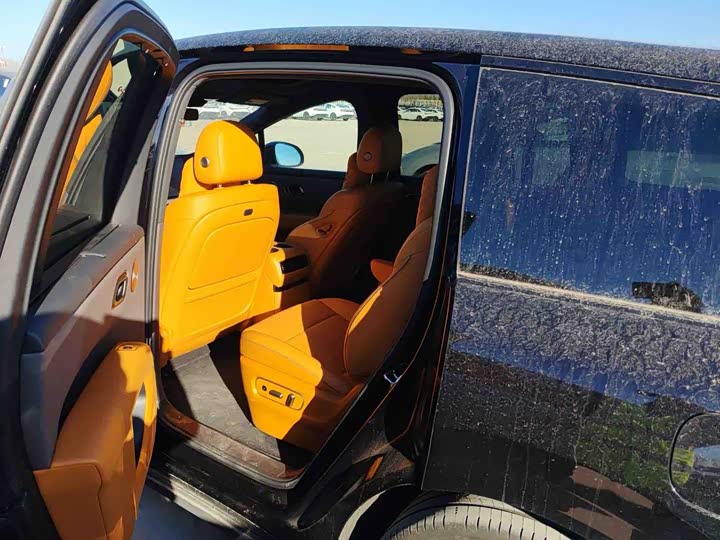 Photo 4 - LiXiang i8