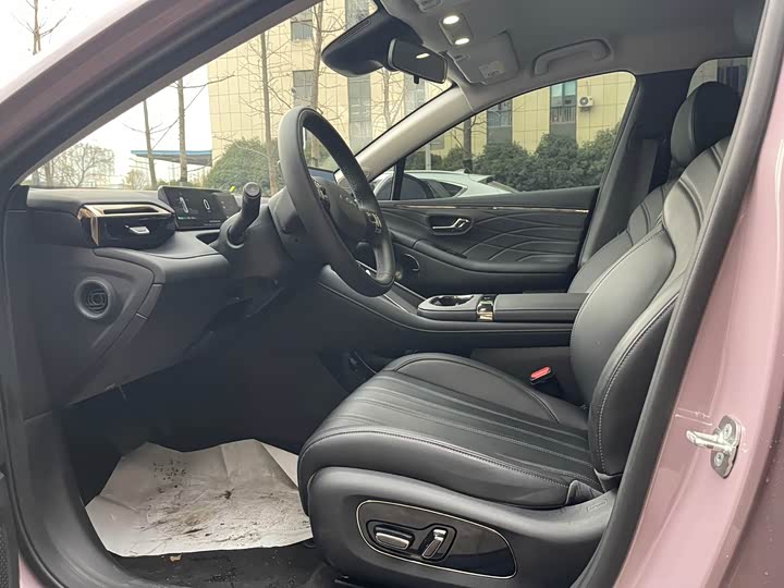 Фото 4 - GAC Aion RT