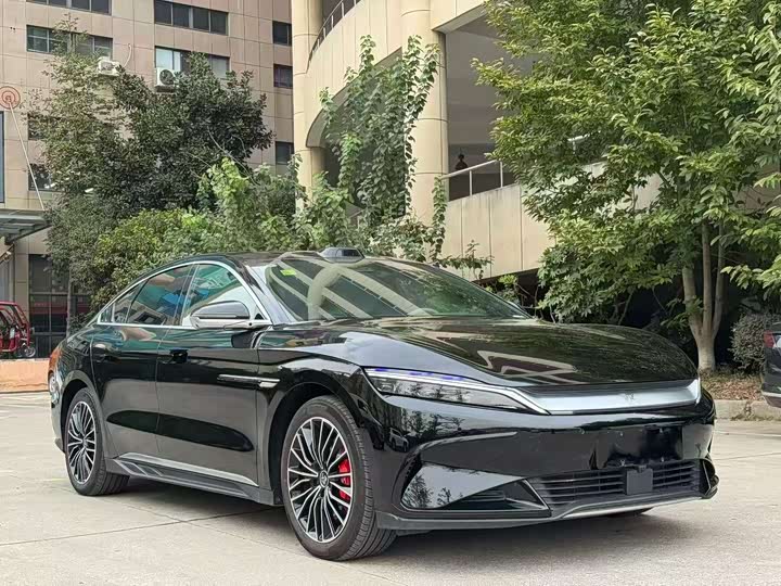 Фото 3 - BYD Han