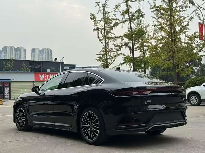 Фото 9 - BYD Han