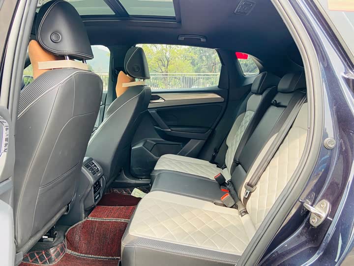 Фото 6 - Volkswagen Tayron X