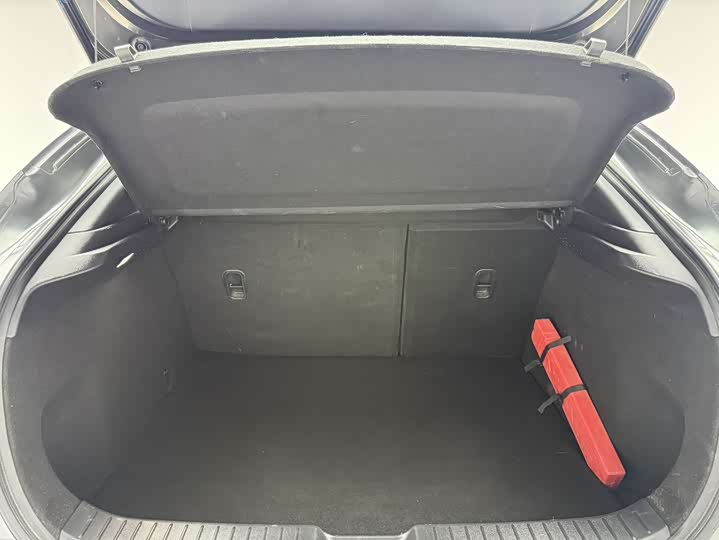 Фото 9 - Mazda CX-30