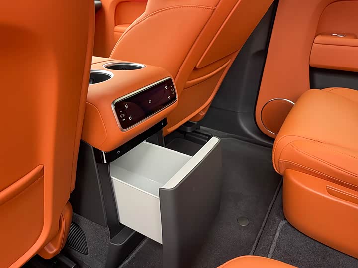 Photo 9 - LiXiang L8