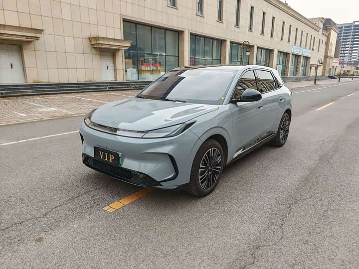 Photo 3 - BAIC Arcfox T1