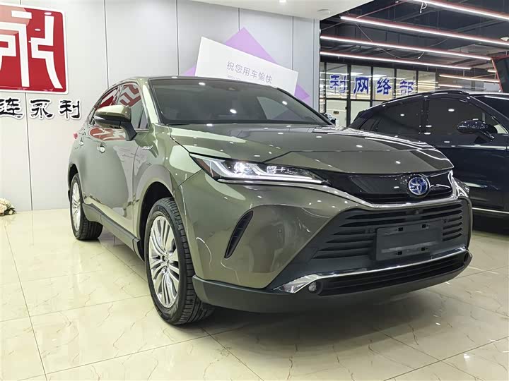 Фото 3 - Toyota Harrier