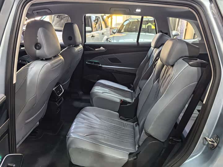 Фото 9 - Volkswagen ID.6 X