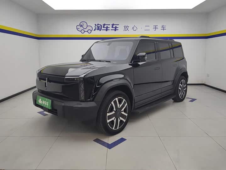 Фото 1 - Chery iCar 03