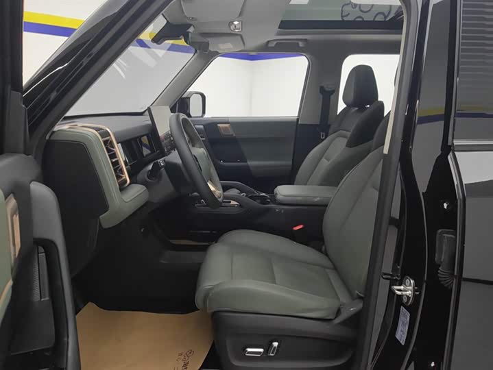 Фото 9 - Chery iCar 03