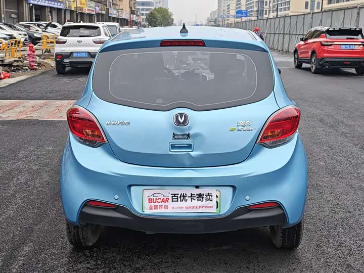 Фото 3 - Changan BenBen E-Star