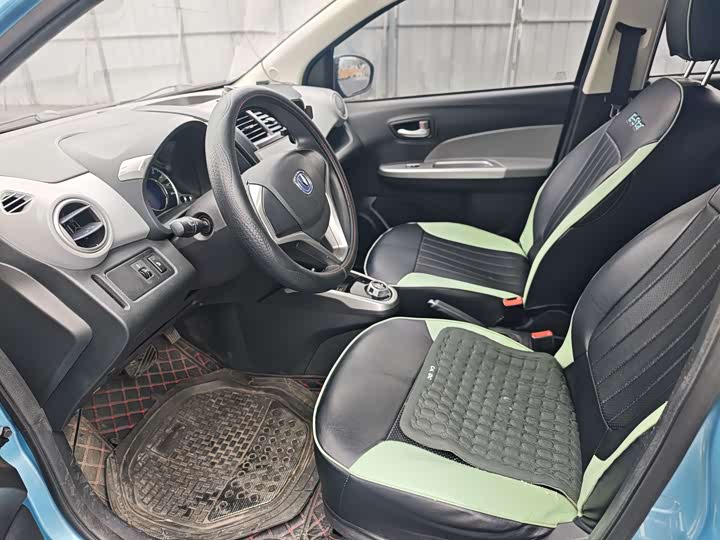 Фото 5 - Changan BenBen E-Star