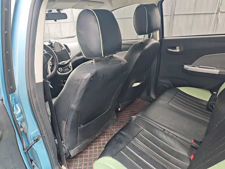 Фото 6 - Changan BenBen E-Star