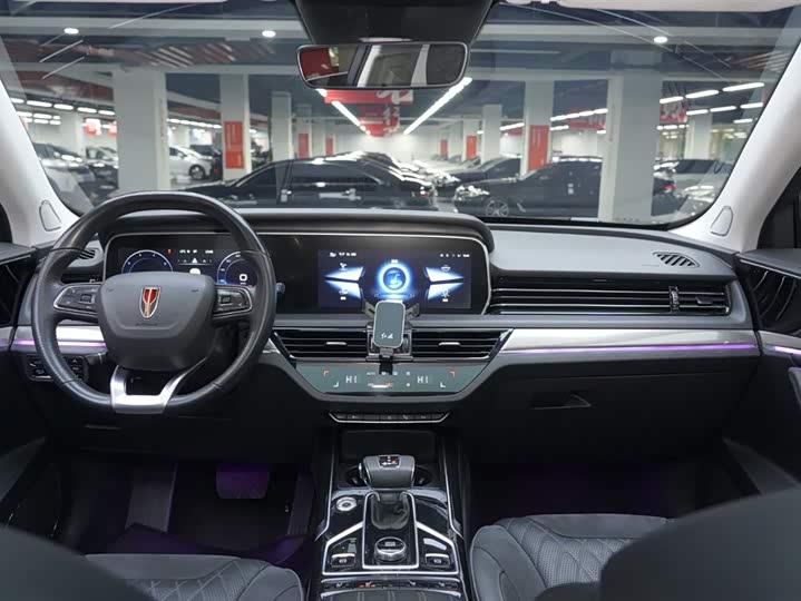 Photo 7 - Hongqi HS5