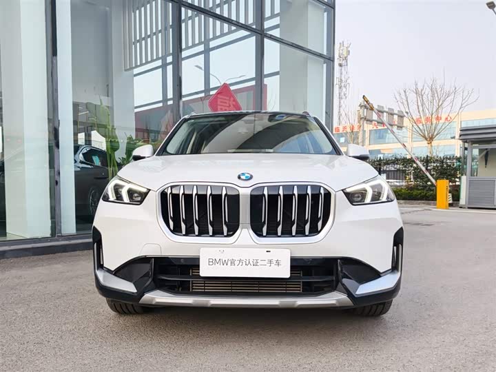 Фото 3 - BMW X1
