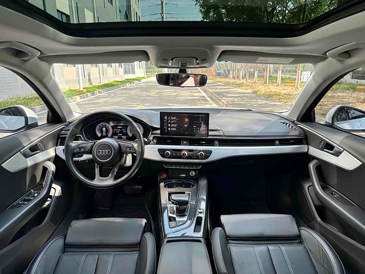 Фото 5 - Audi A4L