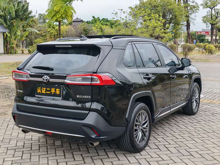 Photo 5 - Toyota Wildlander