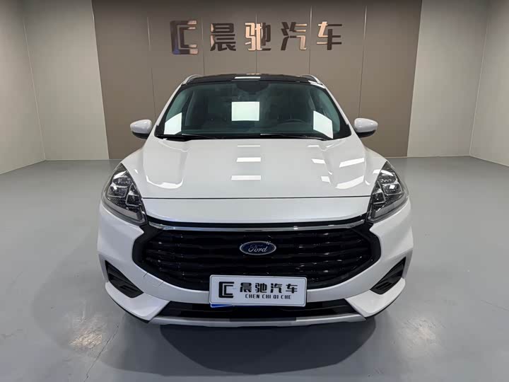 Фото 2 - Ford Escape