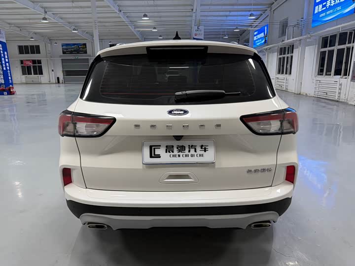 Фото 5 - Ford Escape