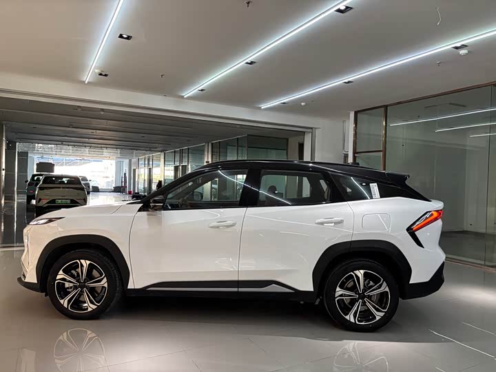 Photo 8 - Geely Galaxy L7