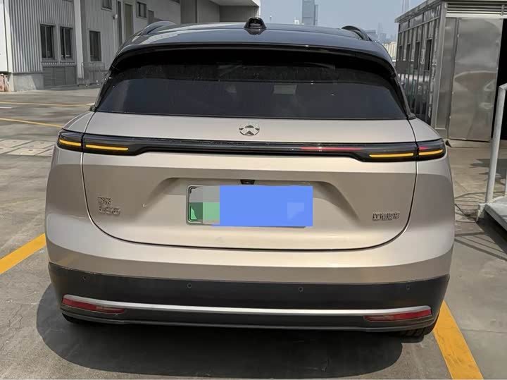 Фото 4 - Nio ES6