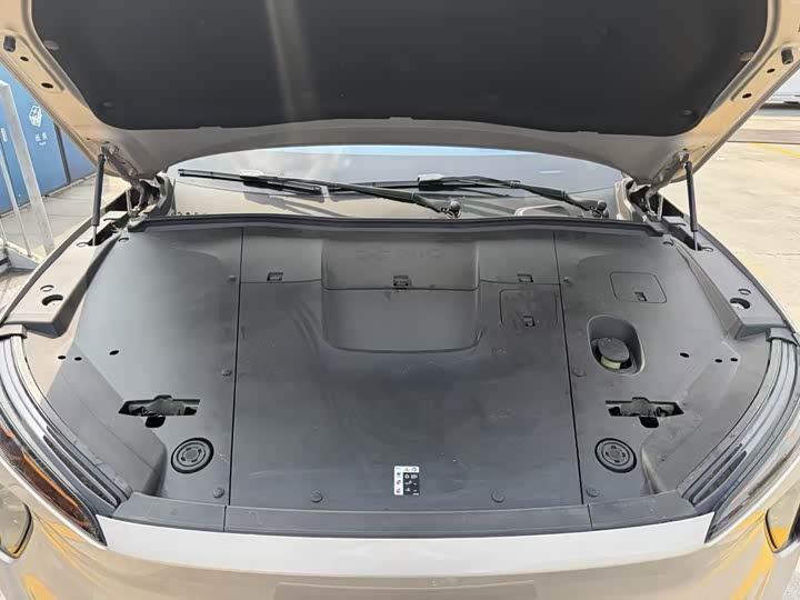 Фото 6 - Nio ES6