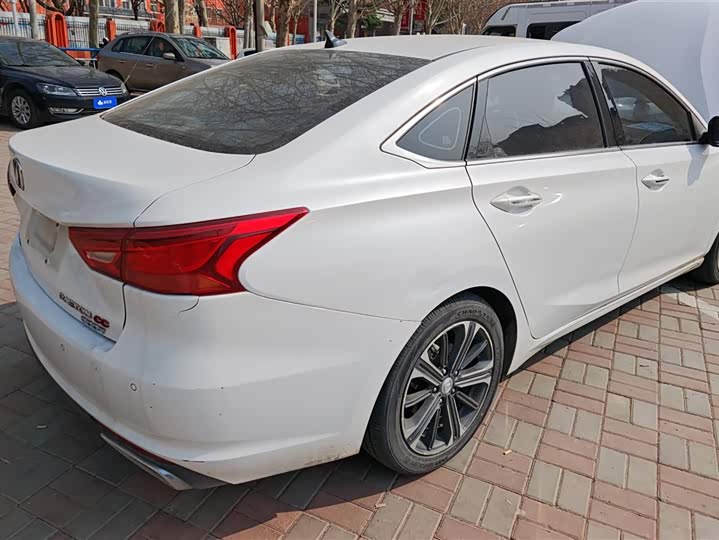 Фото 3 - Changan Raeton CC