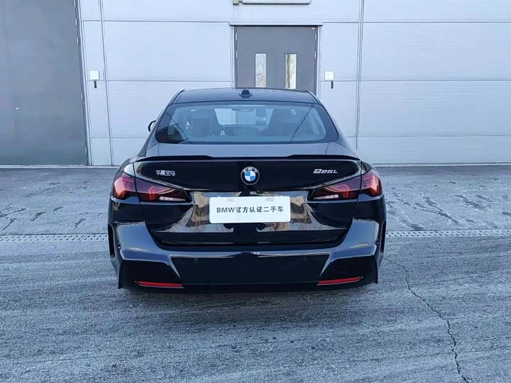 Фото 4 - BMW 2 Series
