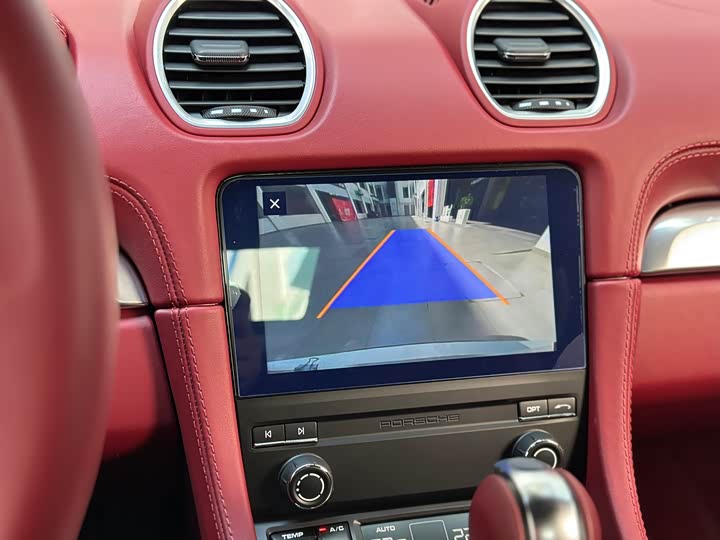 Photo 7 - Porsche 718