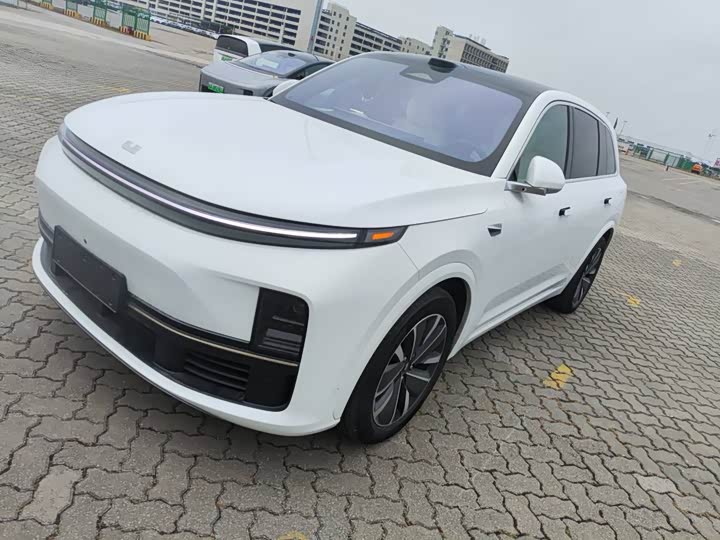 Фото 1 - LiXiang L7