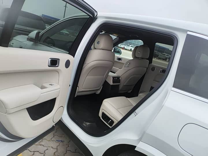 Фото 6 - LiXiang L7