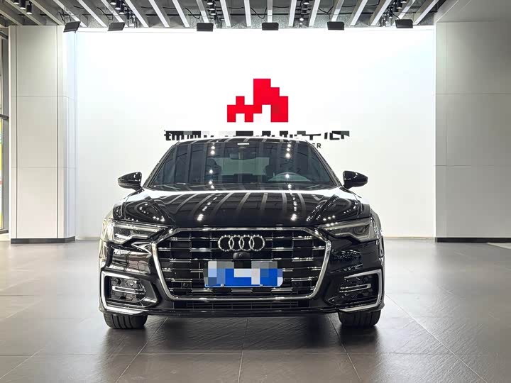 Фото 2 - Audi A6L