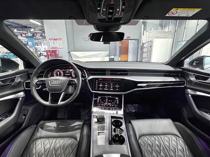 Фото 3 - Audi A6L