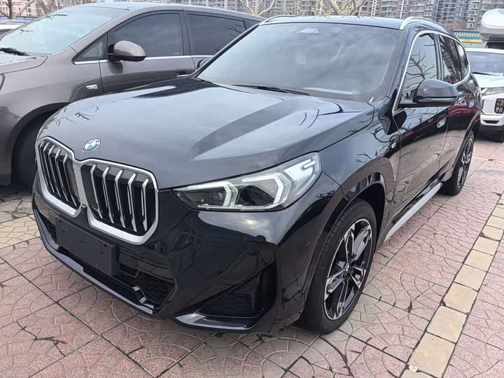 Фото 1 - BMW X1