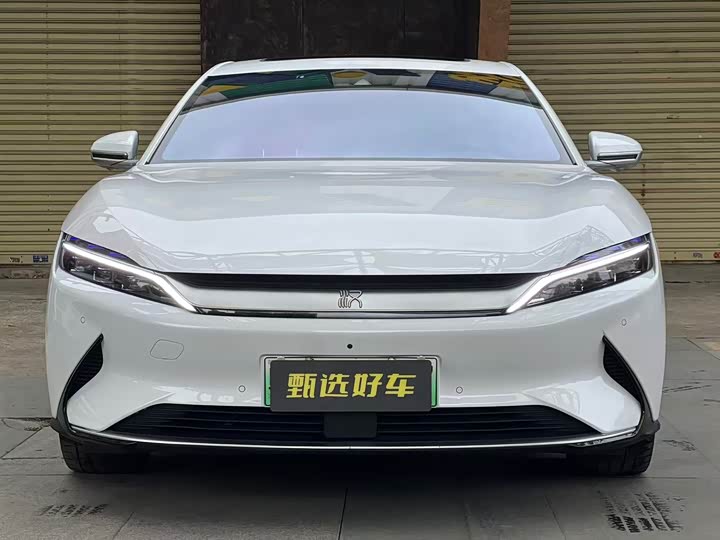 Фото 2 - BYD Han