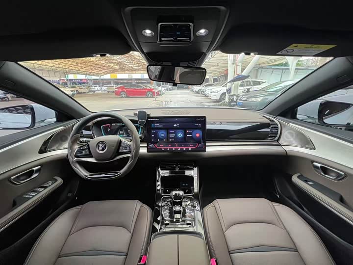 Фото 6 - BYD Han