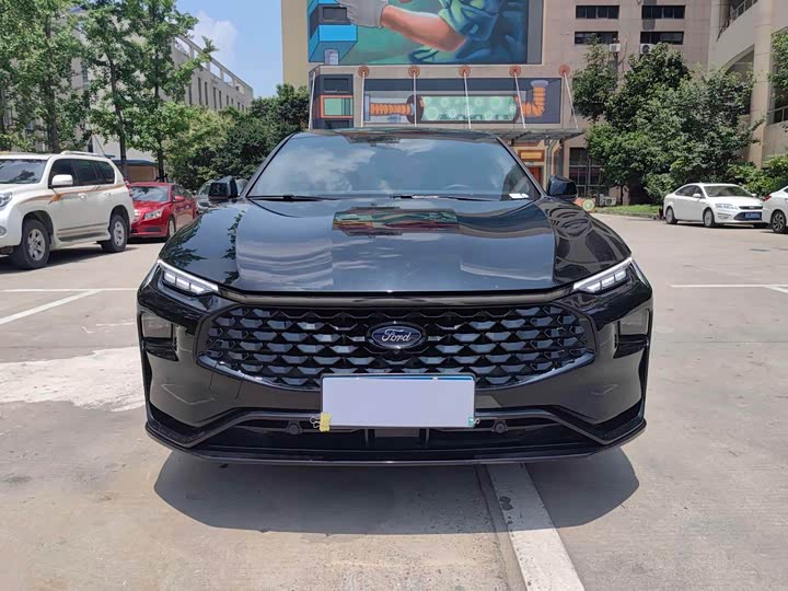 Фото 2 - Ford Mondeo