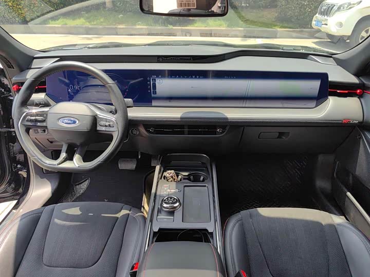 Фото 8 - Ford Mondeo