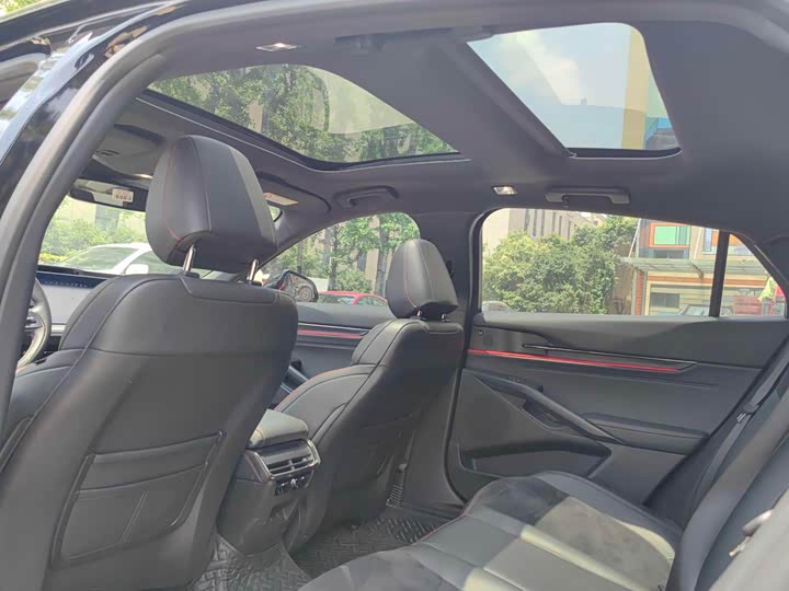 Фото 9 - Ford Mondeo