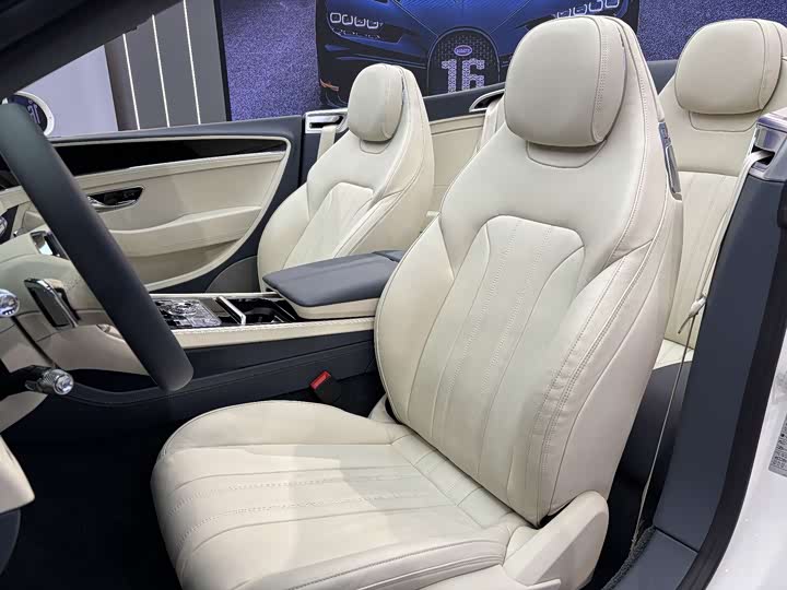 Фото 5 - Bentley Continental GT