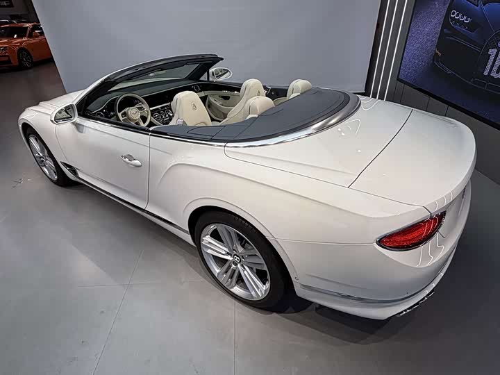 Фото 7 - Bentley Continental GT